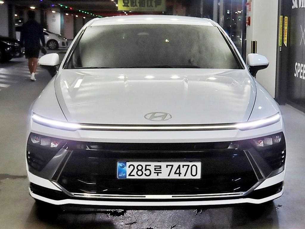 현대 쏘나타 가솔린 2.0 프리미엄 사진 2/20