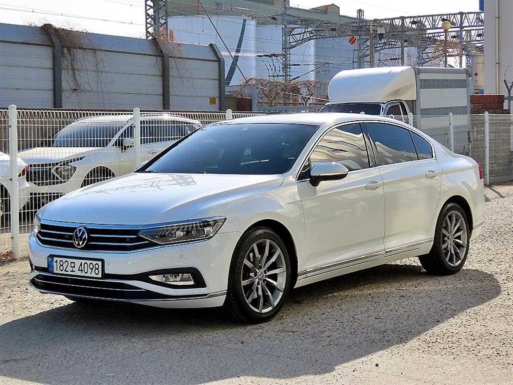 폭스바겐 파사트 2.0 TDI 프레스티지 사진 2/20
