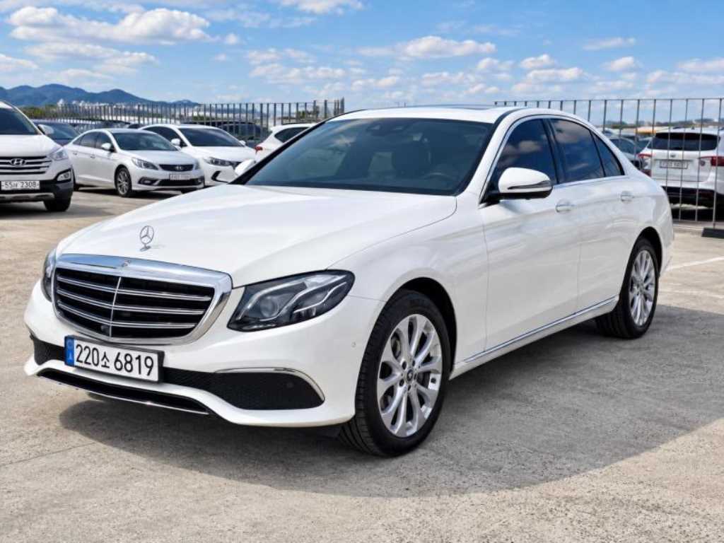 E-클래스 W213 E300 4MATIC 아방가르드 2019년식