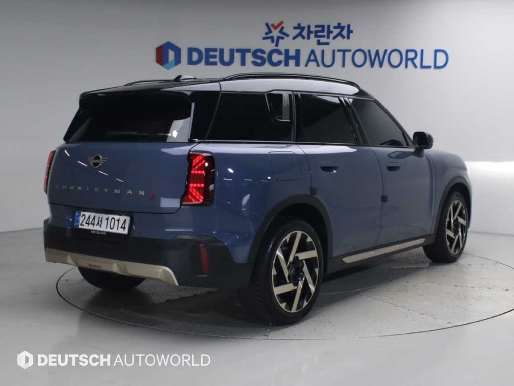 MINI 컨트리맨 2.0 S ALL4 페이버드 사진 2/20