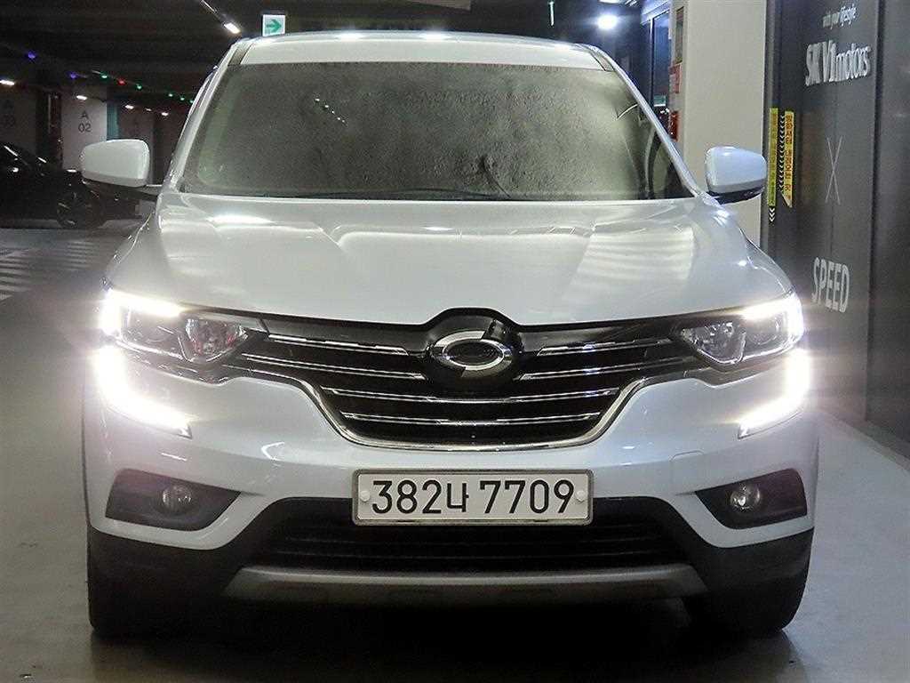 르노코리아 QM6 디젤 2WD LE 사진 2/20