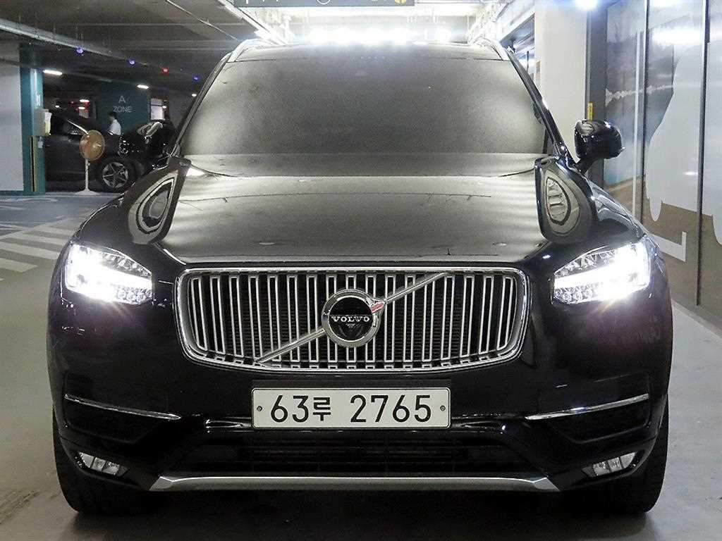 볼보 XC90 2.0 T6 AWD 인스크립션 사진 2/20