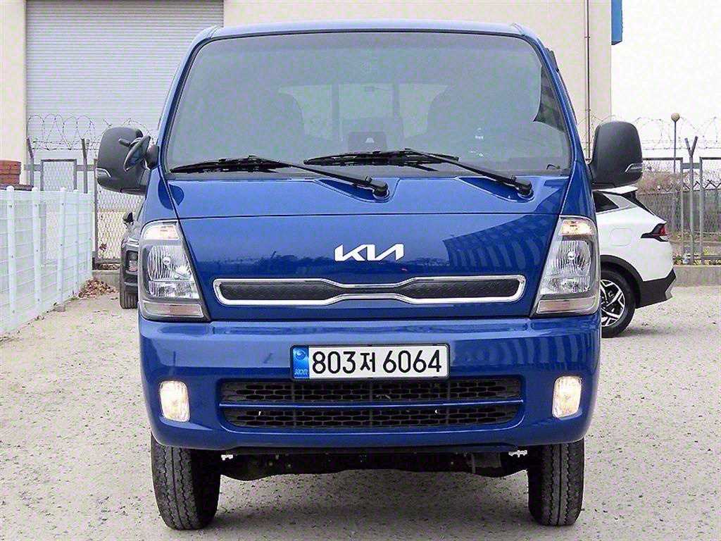 기아 더뉴봉고3 카고 4WD/1.0톤/더블캡/장축 GL라이트 사진