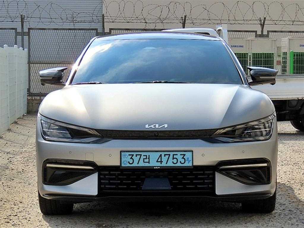 기아 EV6 롱레인지 GT Line 사진 2/20