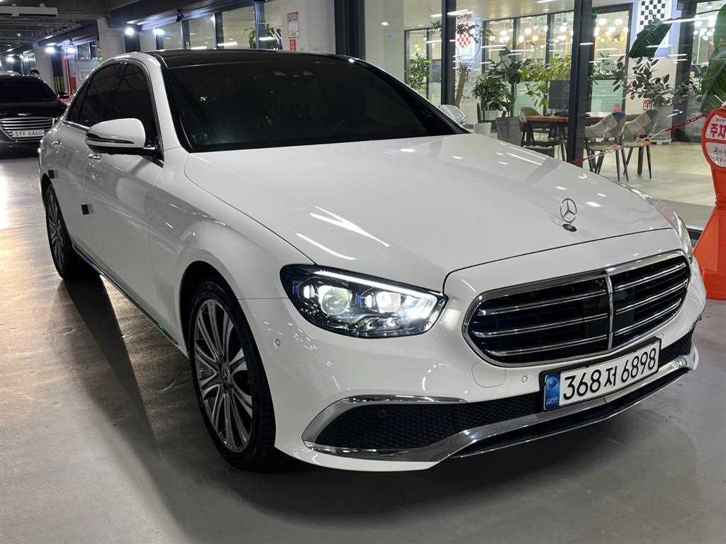 벤츠 E 클래스 E450 4MATIC 익스클루시브 사진