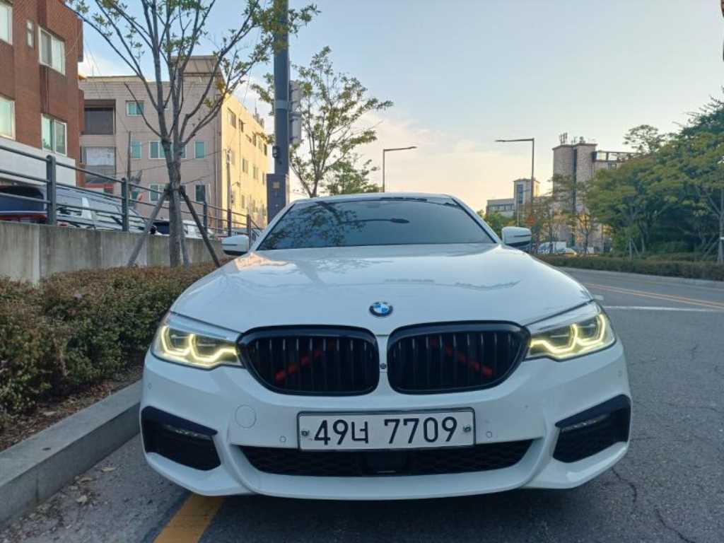5시리즈 (G30) 530i xDrive M 스포츠 플러스 2018년식