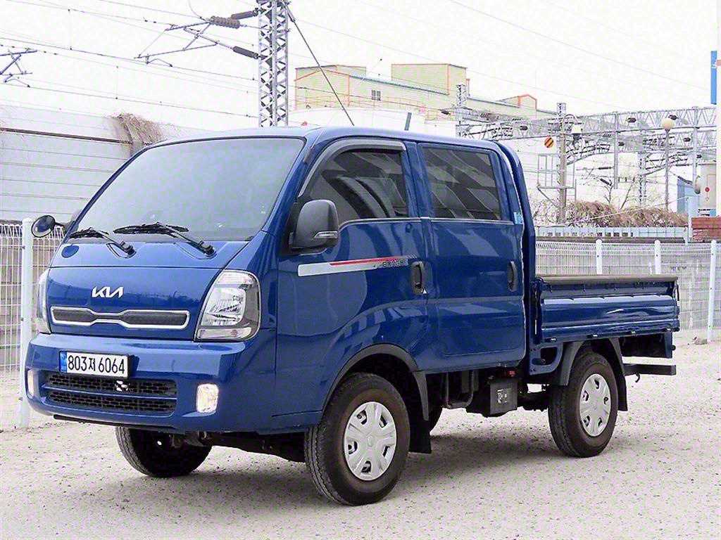 기아 더뉴봉고3 카고 4WD/1.0톤/더블캡/장축 GL라이트 사진 2/20