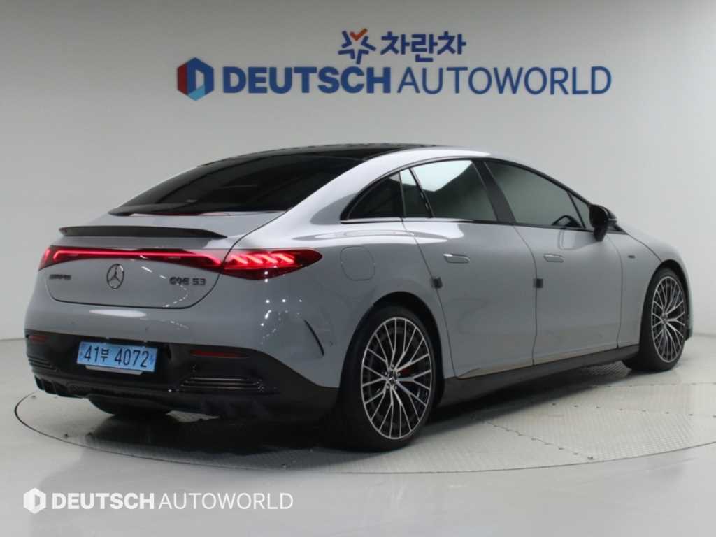 벤츠 EQE 53 AMG 4MATIC+ 사진 2/20