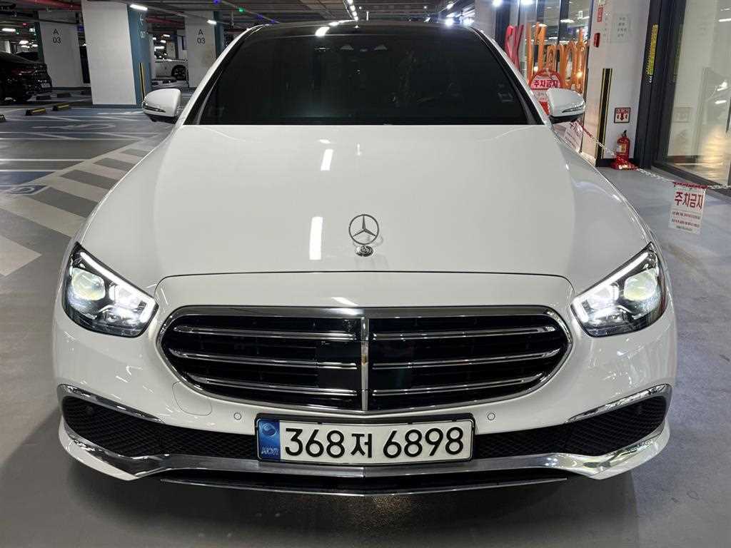 벤츠 E 클래스 E450 4MATIC 익스클루시브 사진 2/19