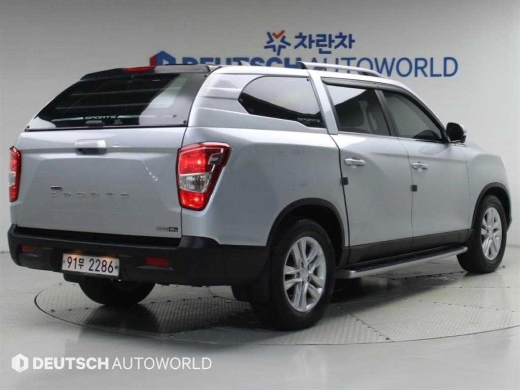 KGM 렉스턴 4WD 디젤 2.2 프레스티지 사진 2/20