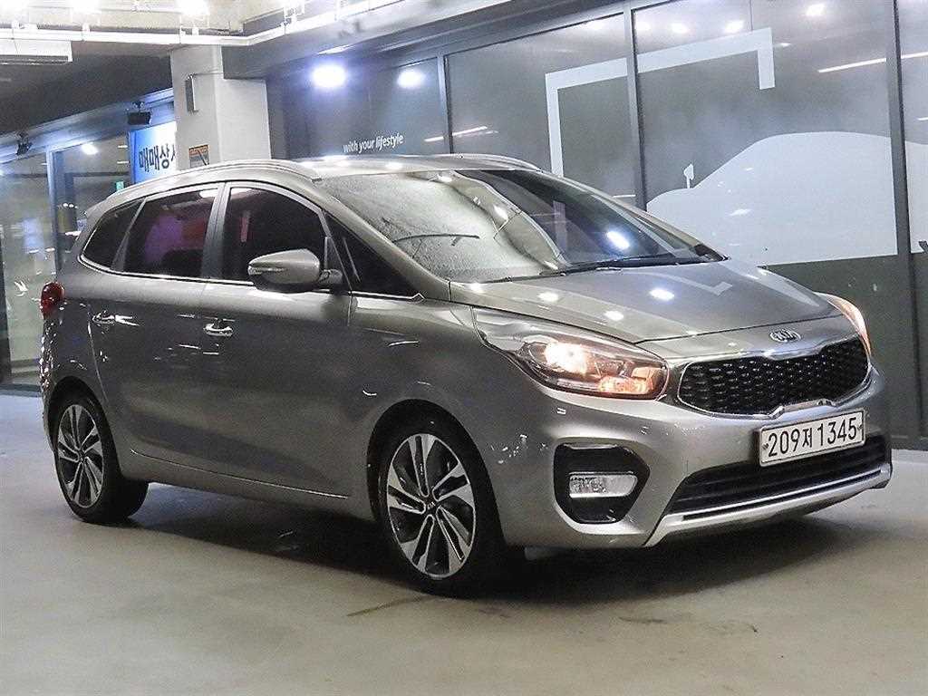 더뉴 카렌스 1.7 VGT 프레스트지 2018년식