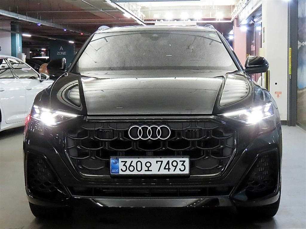 아우디 Q8 55 TFSI 콰트로 프리미엄 사진 2/20