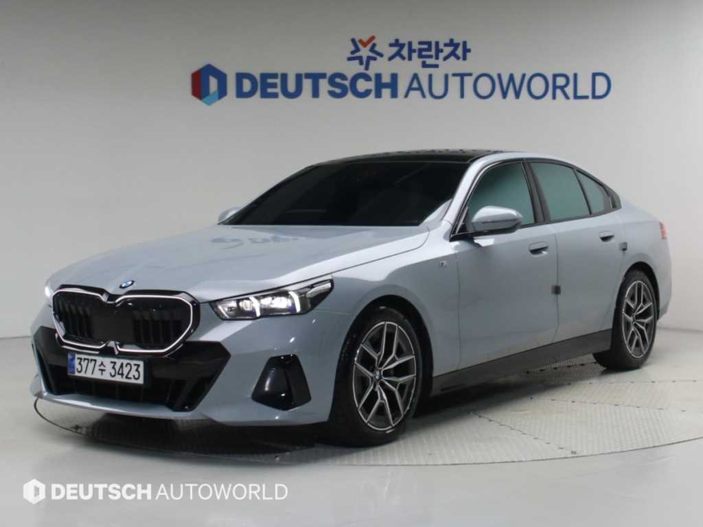 BMW 5시리즈 520i 기본형 사진