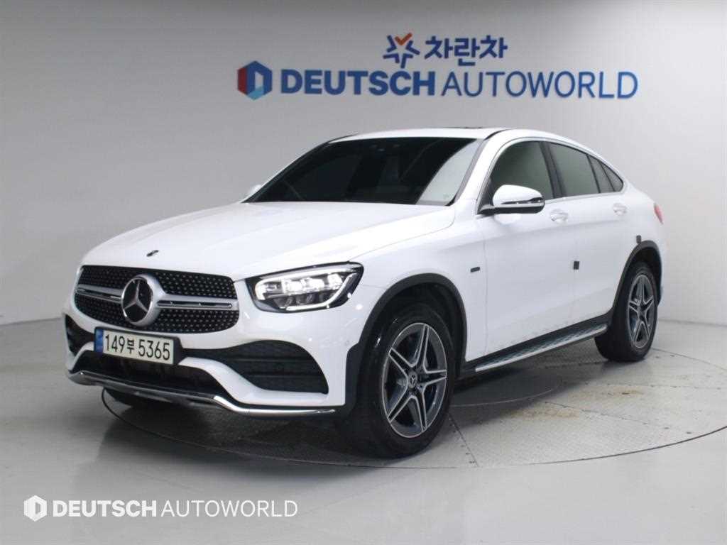 벤츠 GLC 클래스 GLC 300 e 4MATIC 쿠페 사진