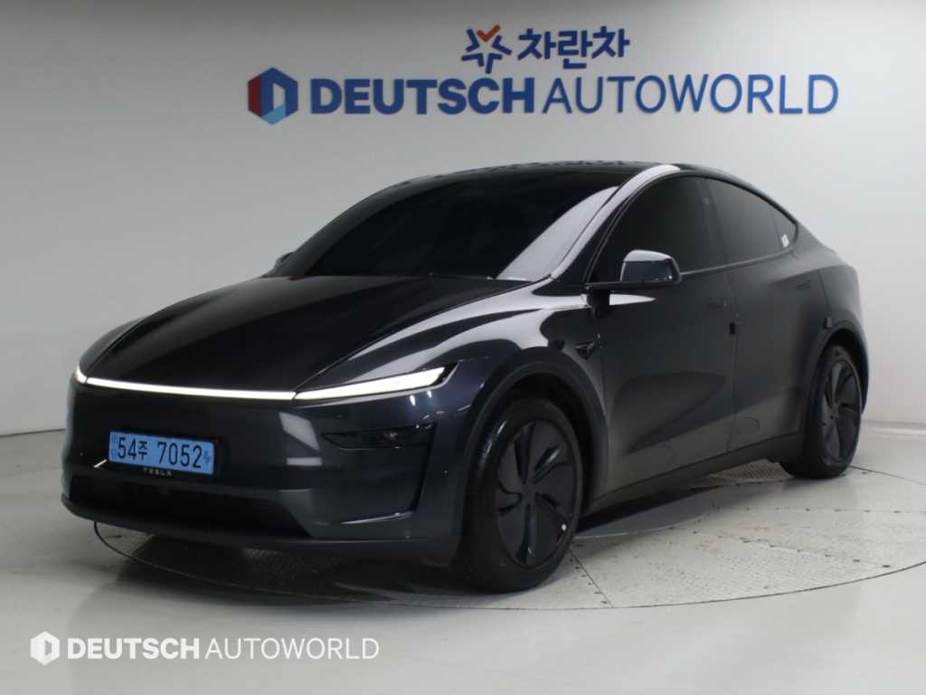 테슬라 모델 Y 프리미엄 롱 레인지 사진