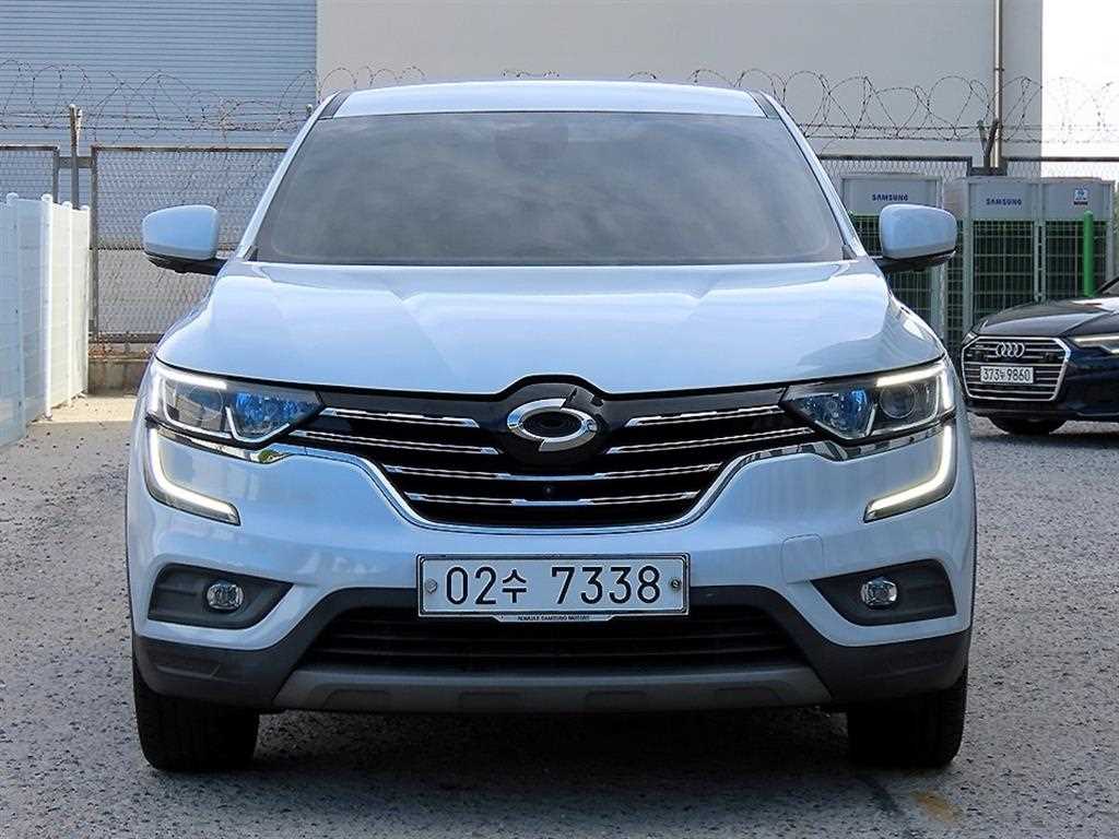 르노코리아 QM6 가솔린 2WD LE 사진 2/20