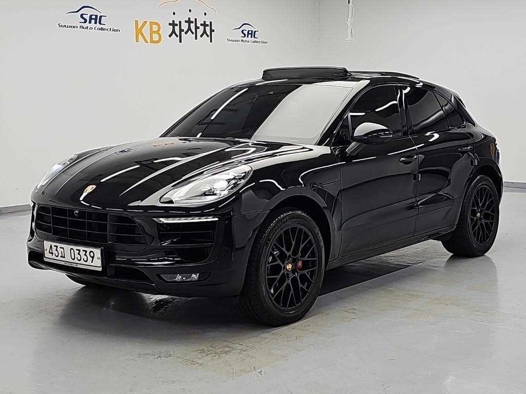 포르쉐 마칸 가솔린 3.0 GTS 사진