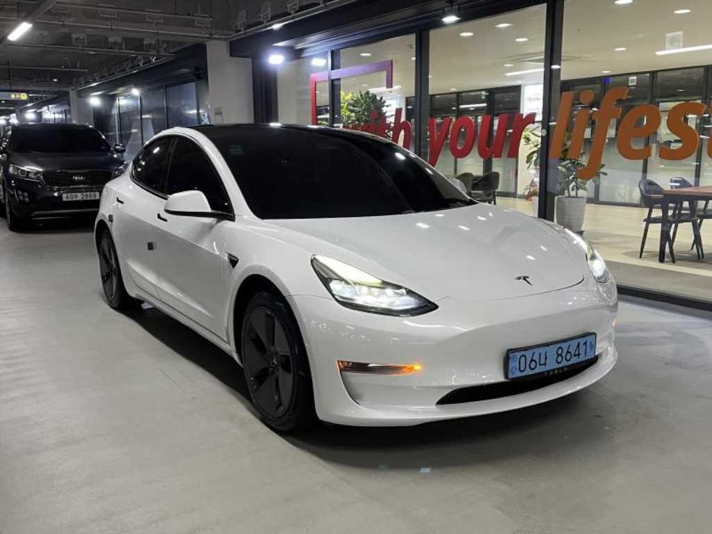 모델 3 롱 레인지 2021년식