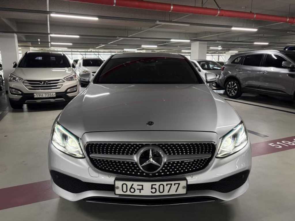 E-클래스 W213 E220d 4MATIC 아방가르드 2017년식