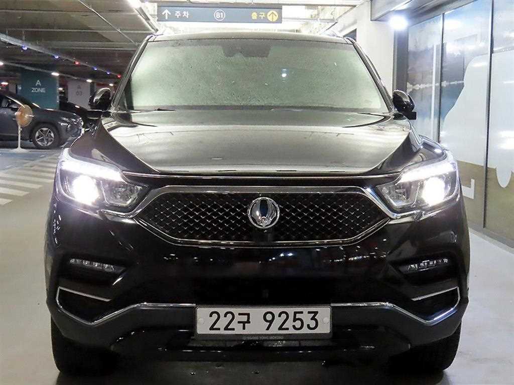 KGM 렉스턴 디젤 2.2 2WD 유라시아 에디션 사진 2/20