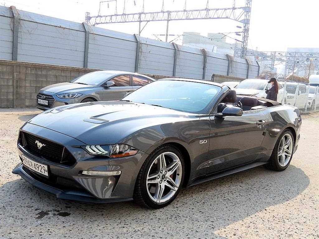 머스탱 GT 컨버터블 2020년식