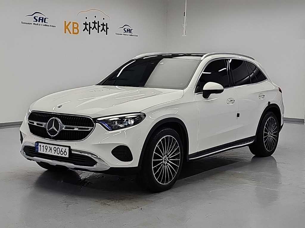 벤츠 GLC 클래스 GLC300 4MATIC 사진 2/18