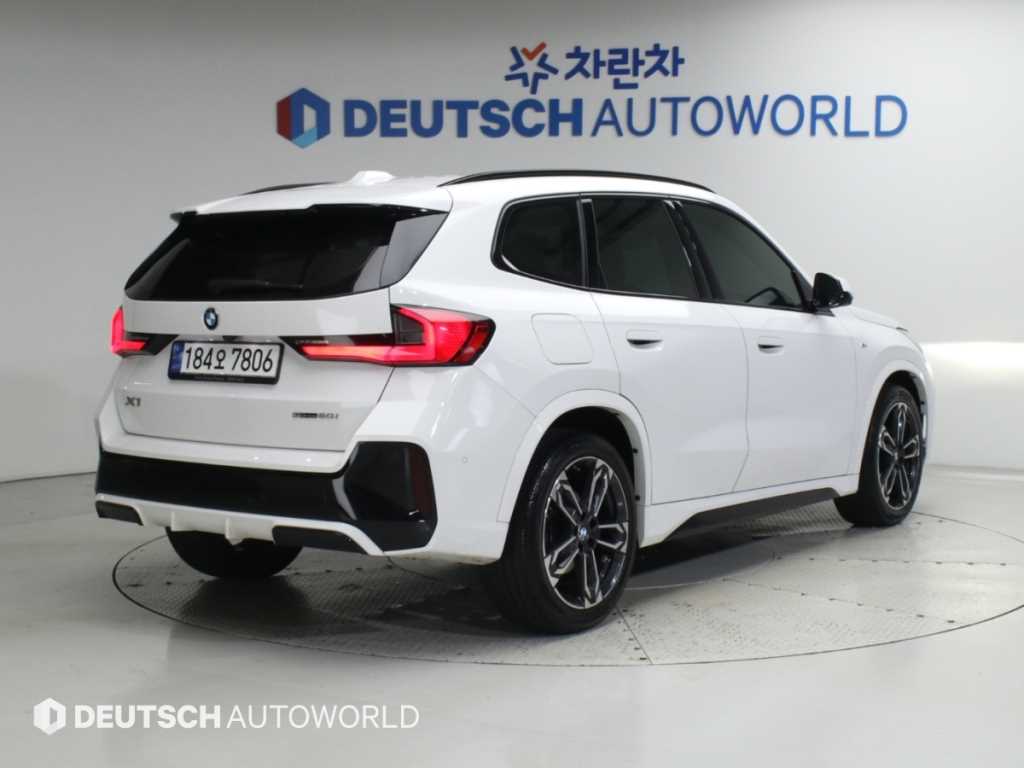 BMW X1 sDrive 20i M 스포츠 사진 2/20