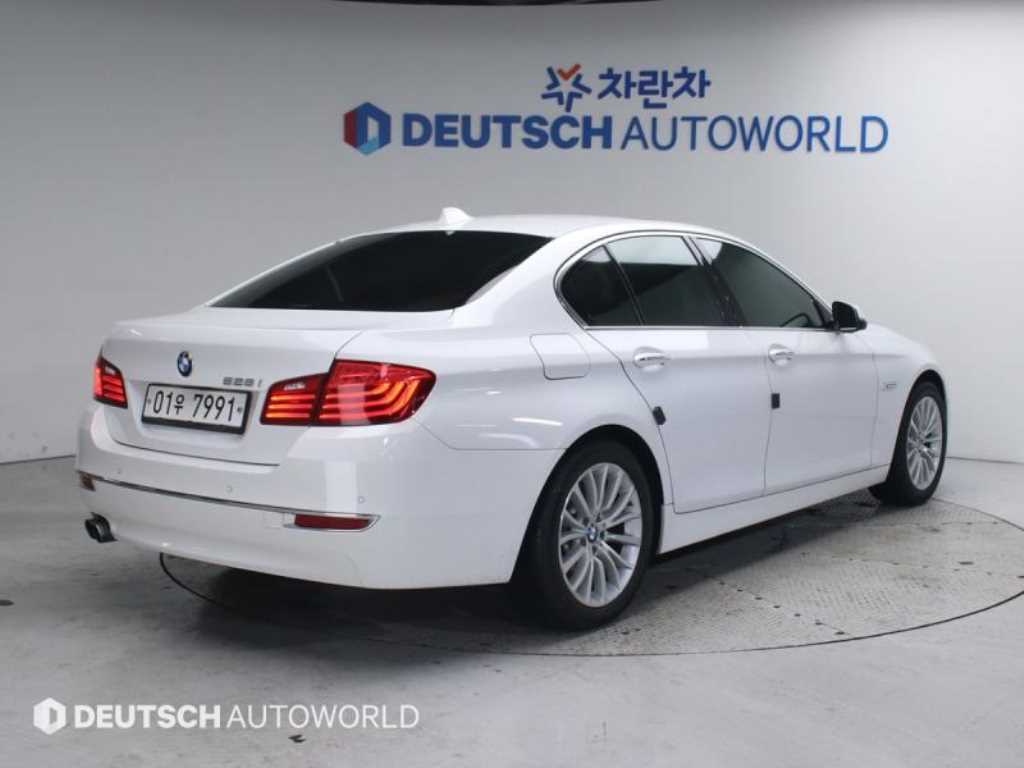 BMW 5시리즈 528i 사진 2/20