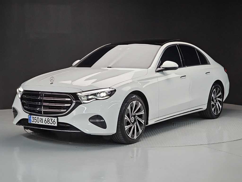 벤츠 E 클래스 E300 4MATIC 익스클루시브 사진