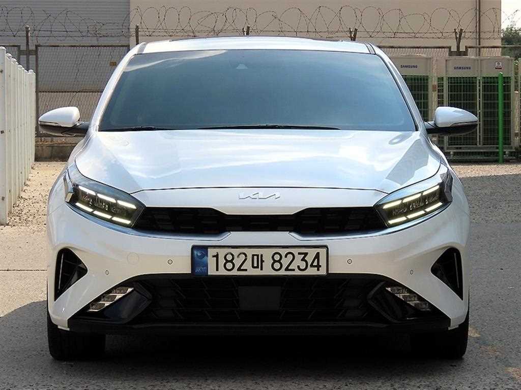 기아 K3 1.6 가솔린 시그니처 사진