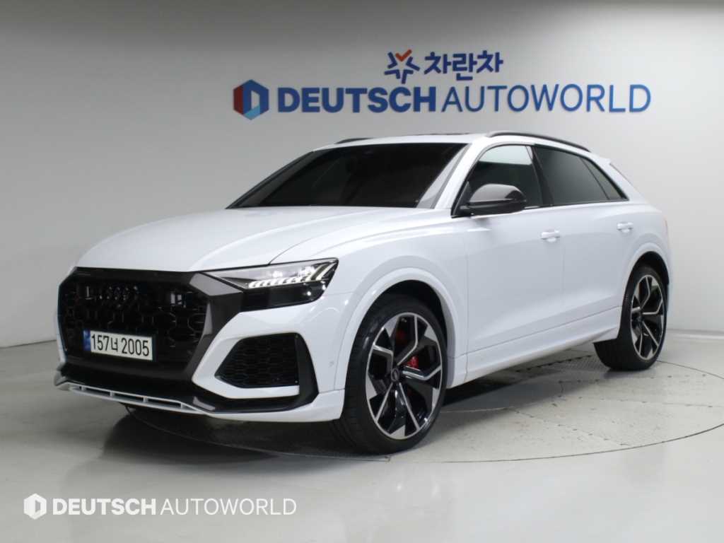 아우디 RSQ8 4.0 TFSI 콰트로 사진