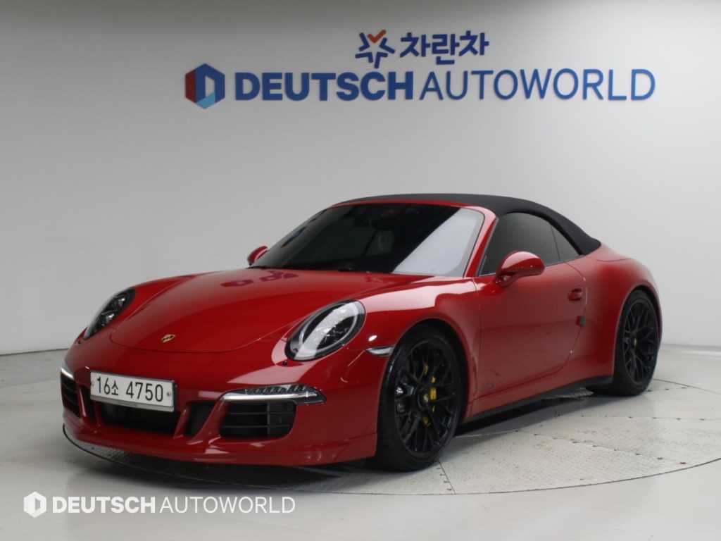 포르쉐 911 카레라 4 GTS 카브리올레 991 사진 2/20