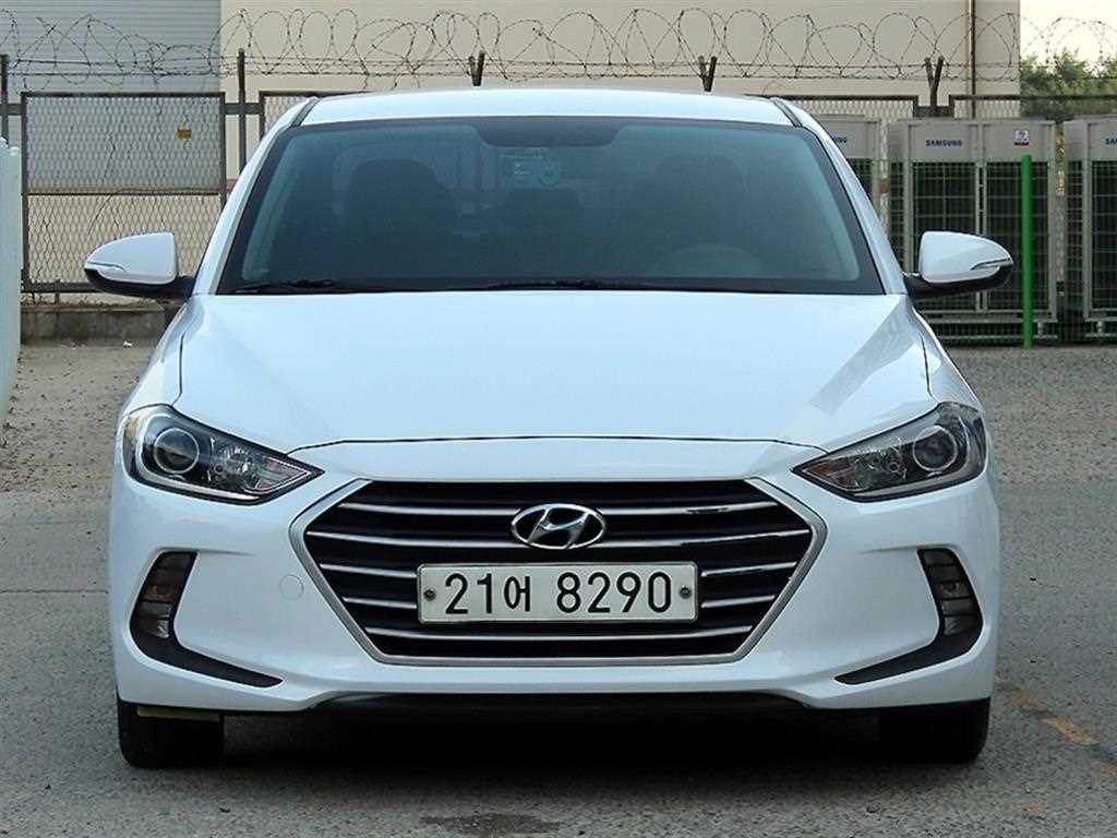 현대 아반떼 1.6 GDI 스타일 사진