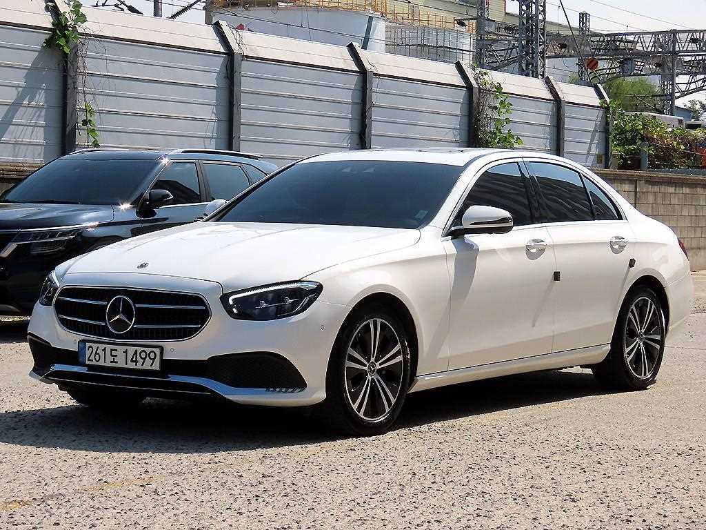 벤츠 E 클래스 E250 아방가르드 사진 2/20