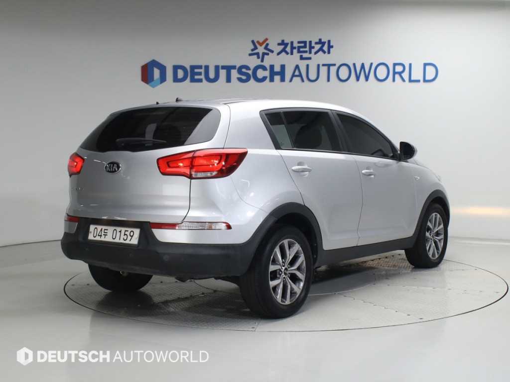 기아 스포티지 디젤 2WD 럭셔리 사진 2/20