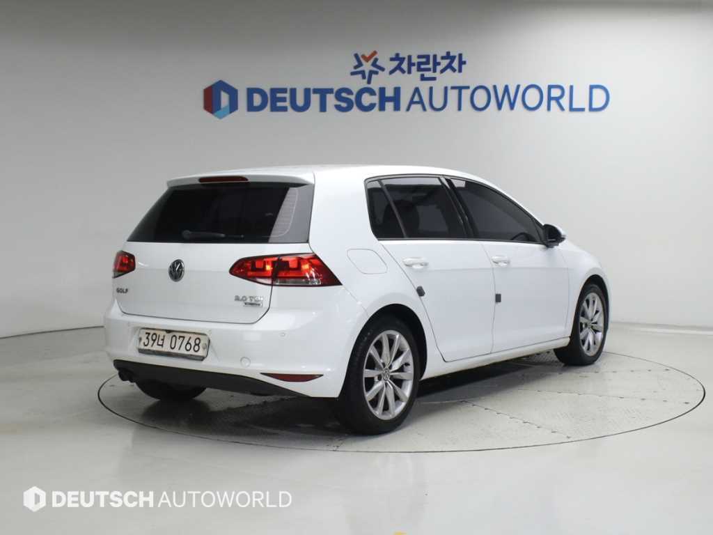 폭스바겐 골프 2.0 TDI 프리미엄 사진 2/20