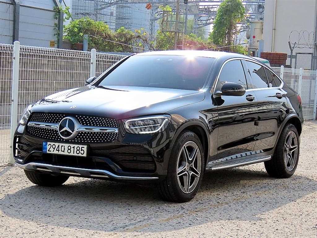 벤츠 GLC 클래스 GLC 220 d 4MATIC 쿠페 사진 2/20