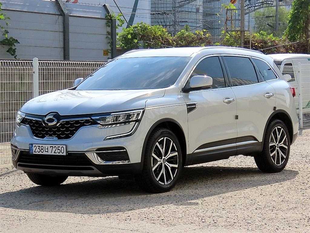 르노코리아 QM6 가솔린 2.0 GDe RE 시그니처 2WD 사진 2/20
