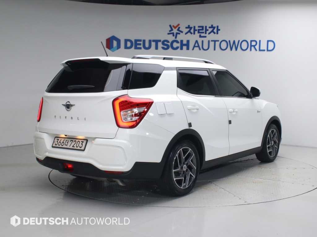 KGM 티볼리 2WD 가솔린 1.5 A5 사진 2/20