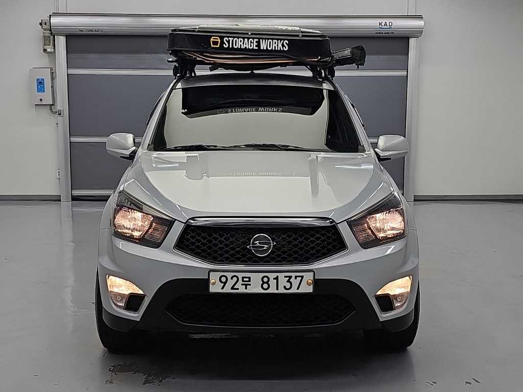 KGM 코란도 디젤 4WD CX7 사진 2/18