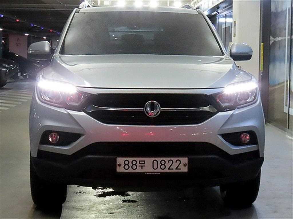 KGM 렉스턴 4WD 디젤 2.2 어드벤처 사진 2/19