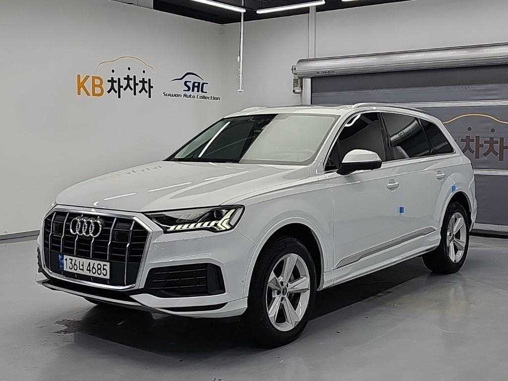 아우디 Q7 45 TDI 콰트로 사진 2/20