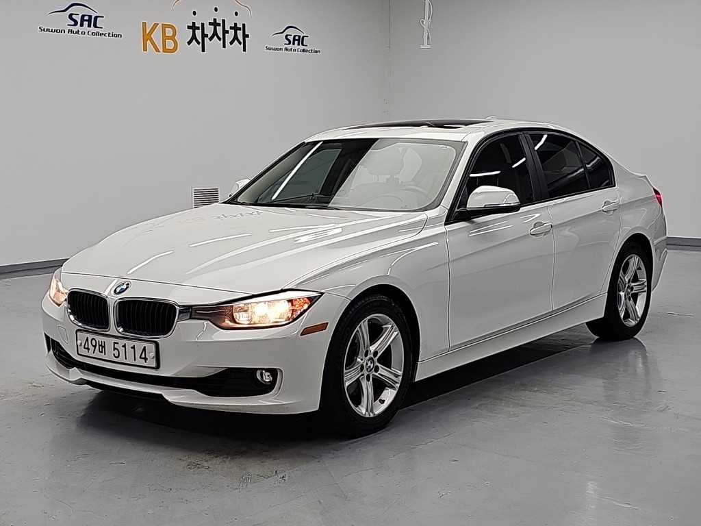 BMW 3시리즈 328i 사진