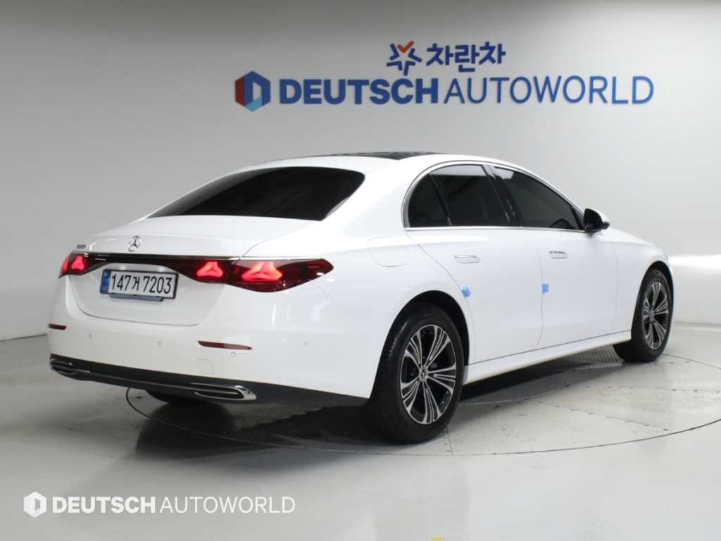 벤츠 E 클래스 E200 아방가르드 사진 2/20
