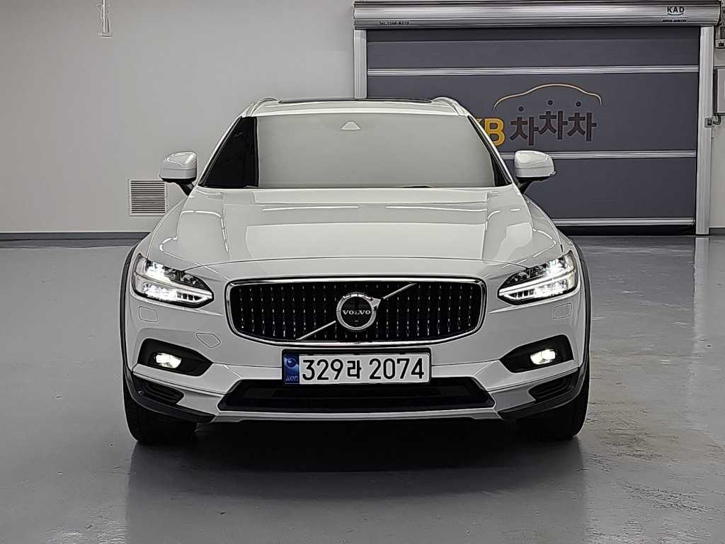 볼보 V90 B5 프로 AWD 사진 2/19