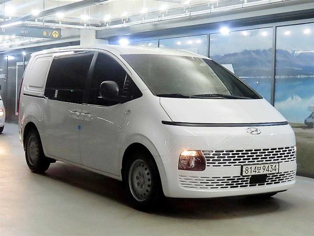 스타리아 2WD 디젤 카고 스마트 5인승 2023년식
