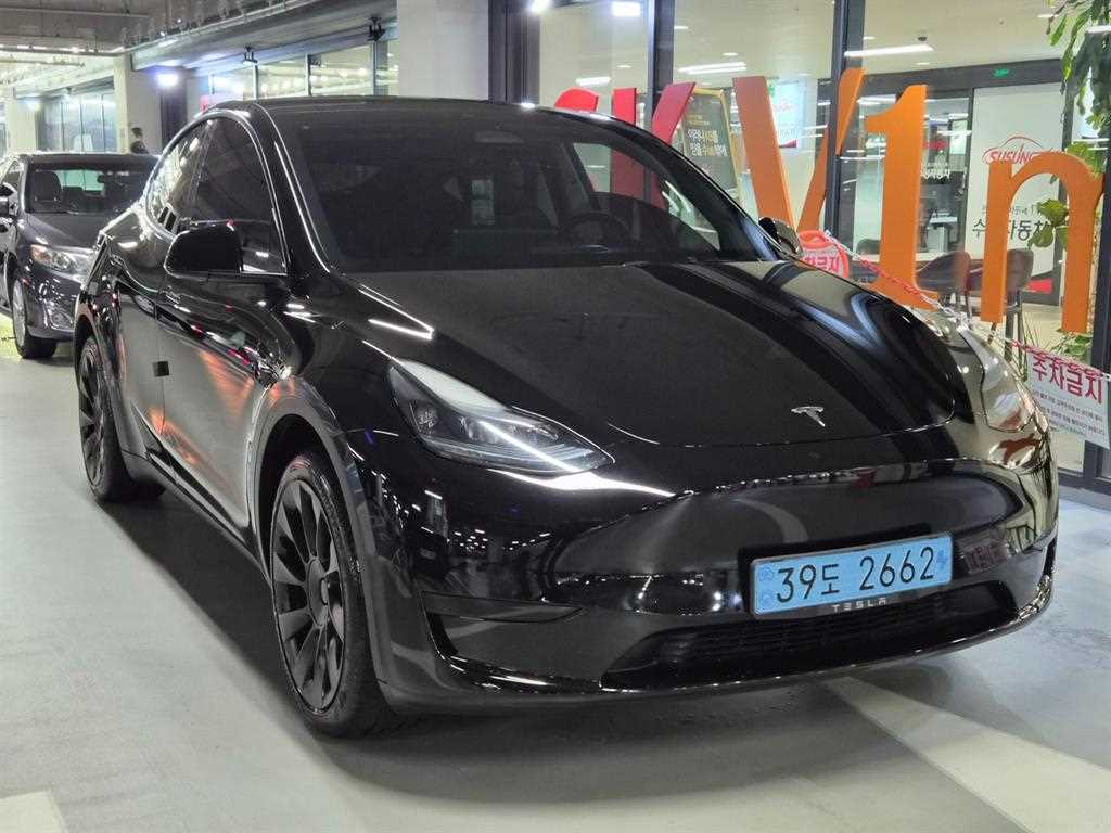 모델 Y RWD 2023년식