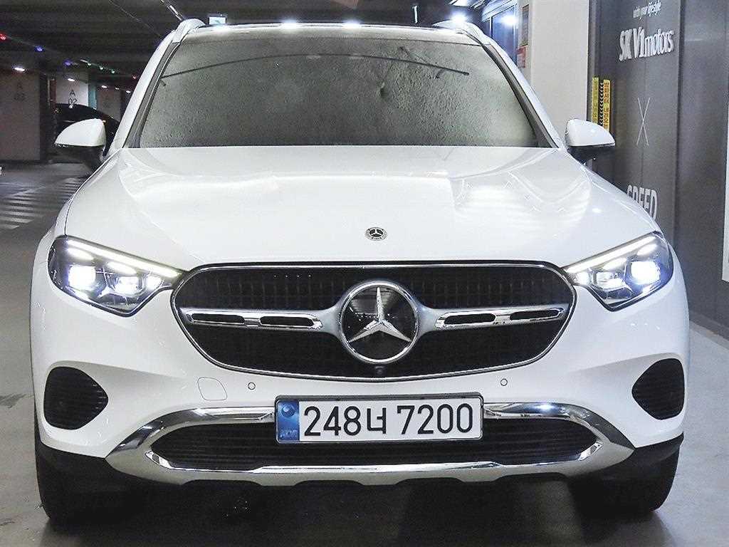 벤츠 GLC 클래스 GLC220 d 4MATIC 사진 2/20