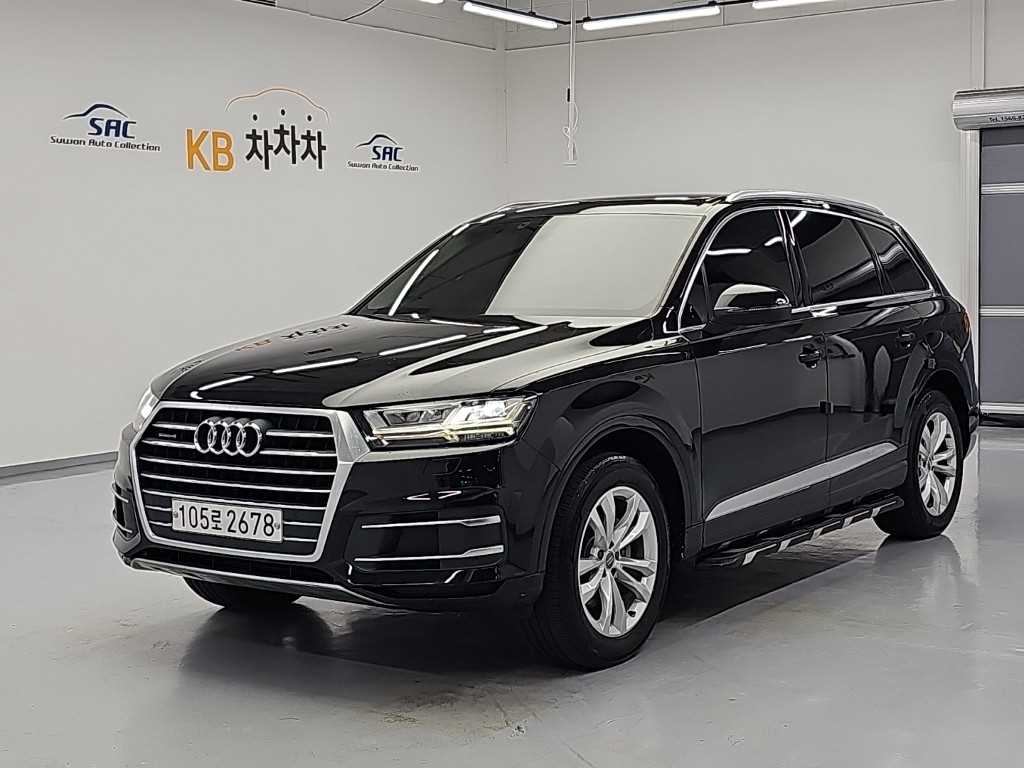아우디 Q7 45 TFSI 콰트로 사진