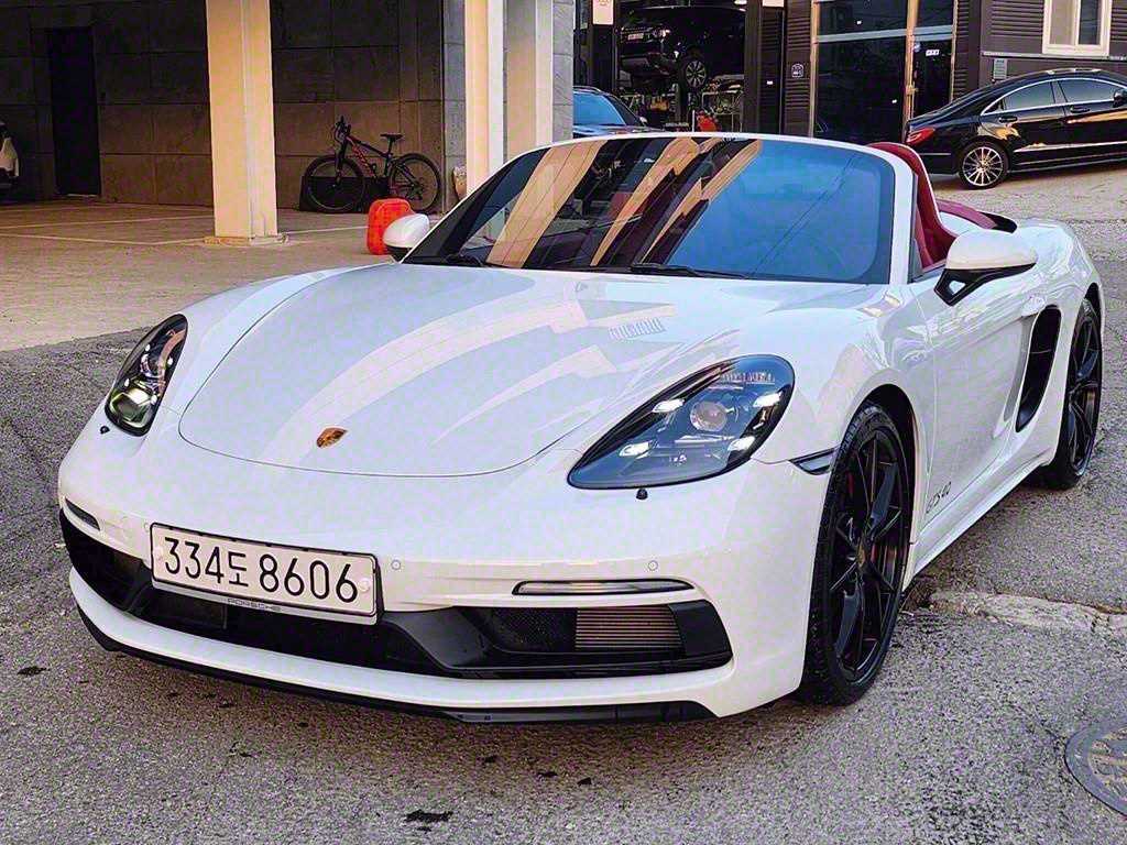 718 박스터 4.0 GTS 2023년식